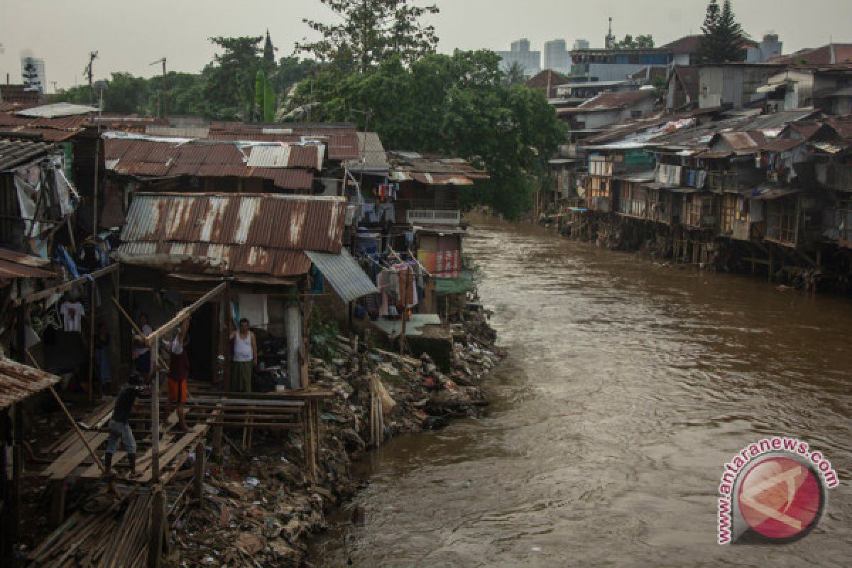 Sungai tercemar berat di Jakarta tambah jadi 61 persen