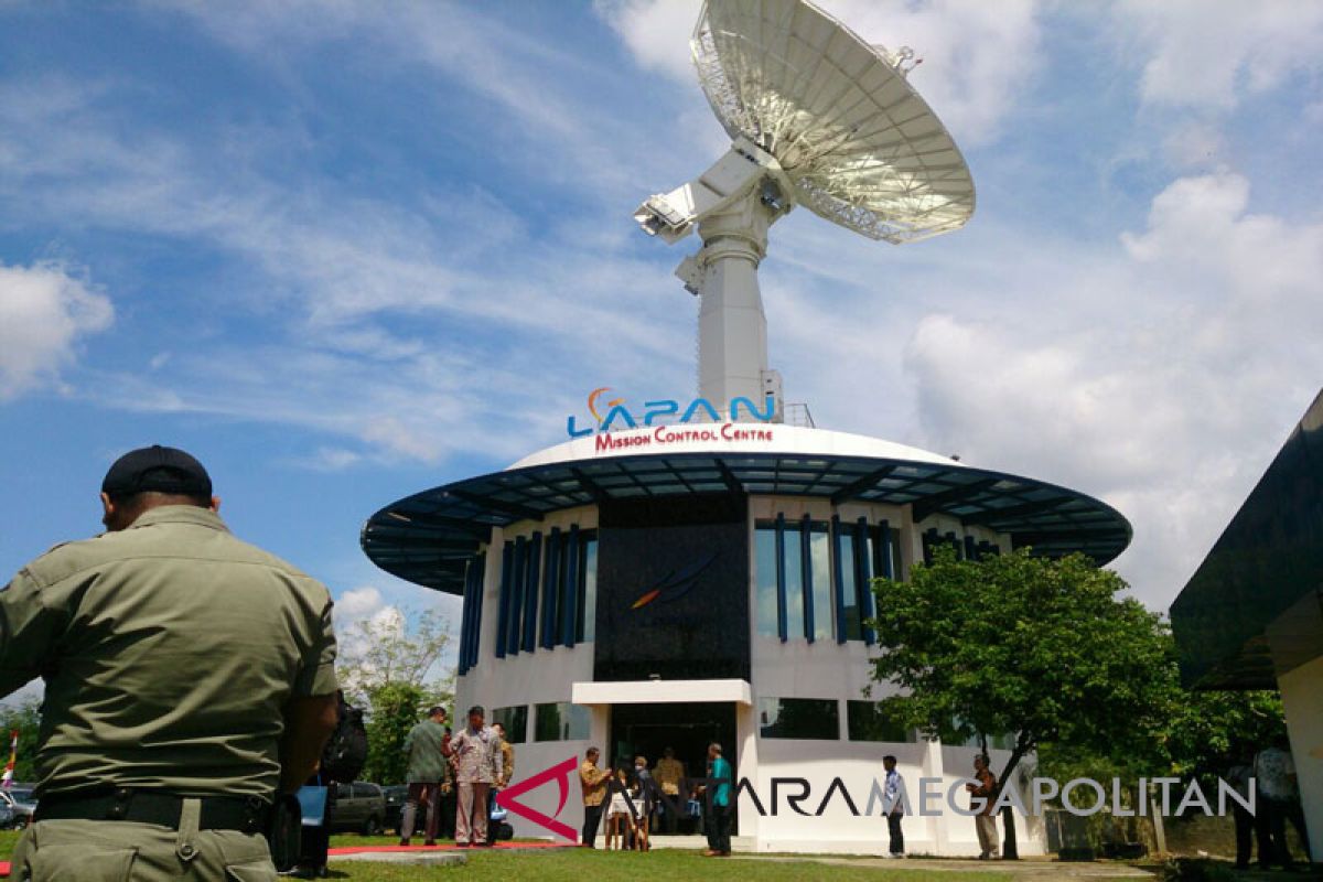 Antena 'full mation' Lapan terbesar di Indonesia