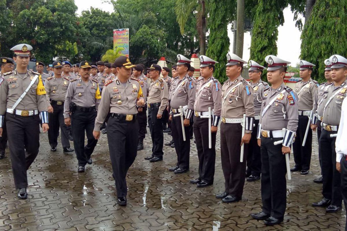 Operasi Patuh Seligi incar pengemudi sambil menelpon