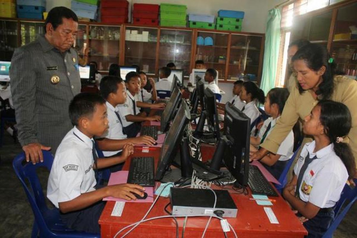 3.139 siswa Samosir ikut ujian nasional tingkat SMP