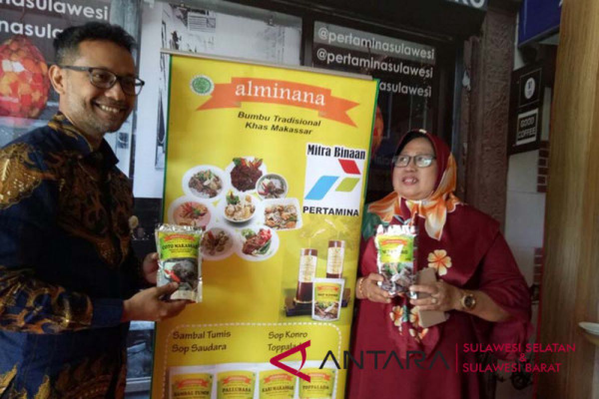 Aminah raup puluhan juta dari bumbu Makassar