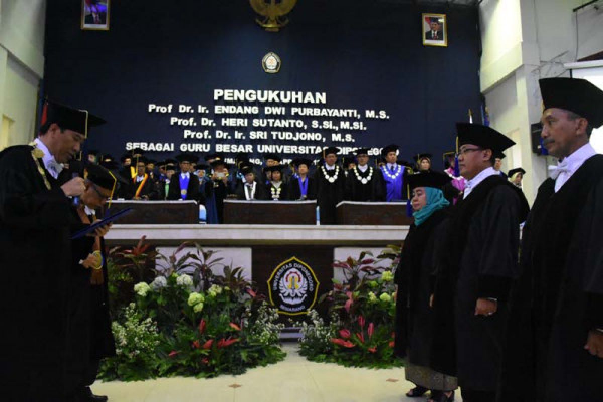 Undip tambah tiga guru besar