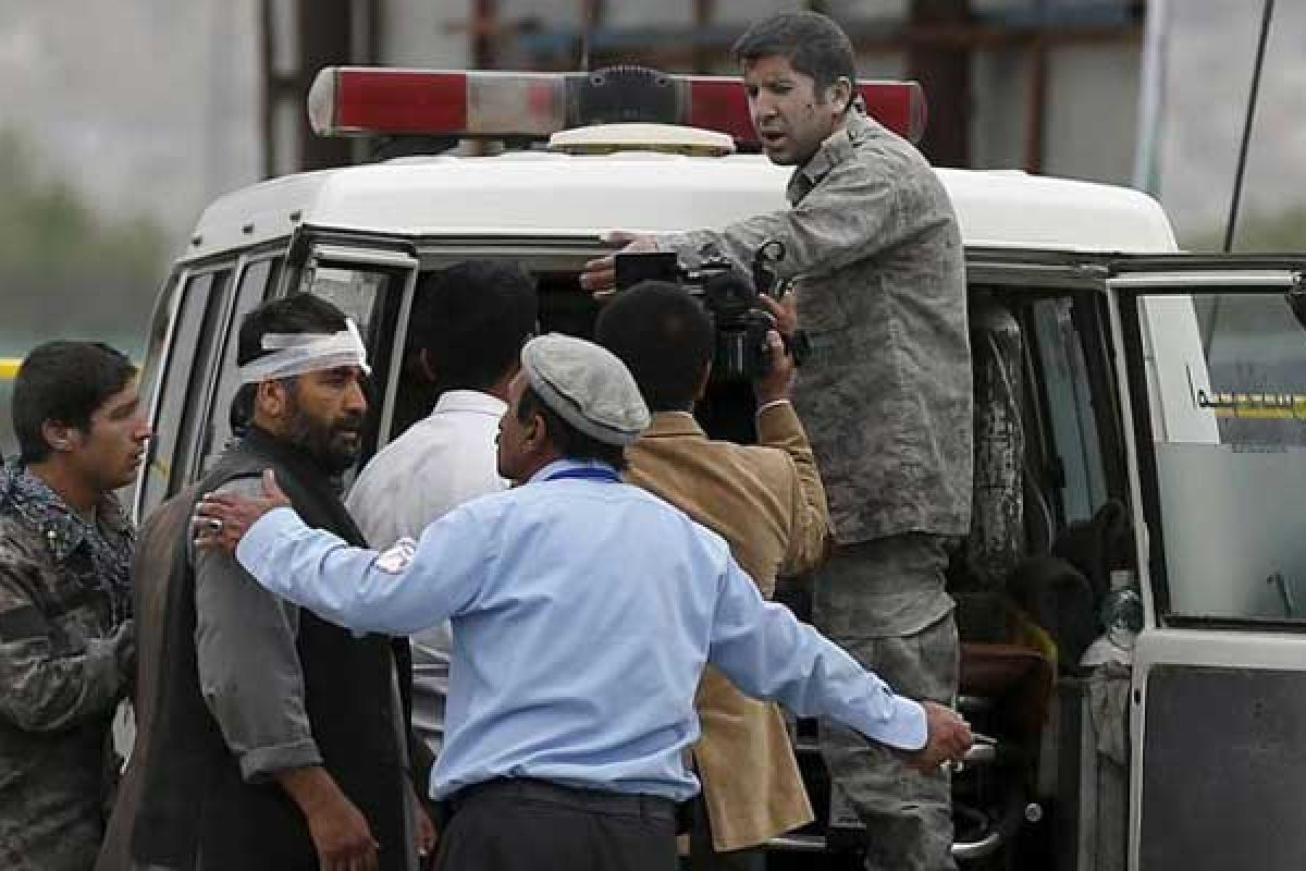 Ledakan bom dekat Universitas Kabul tewaskan enam orang, lukai 27