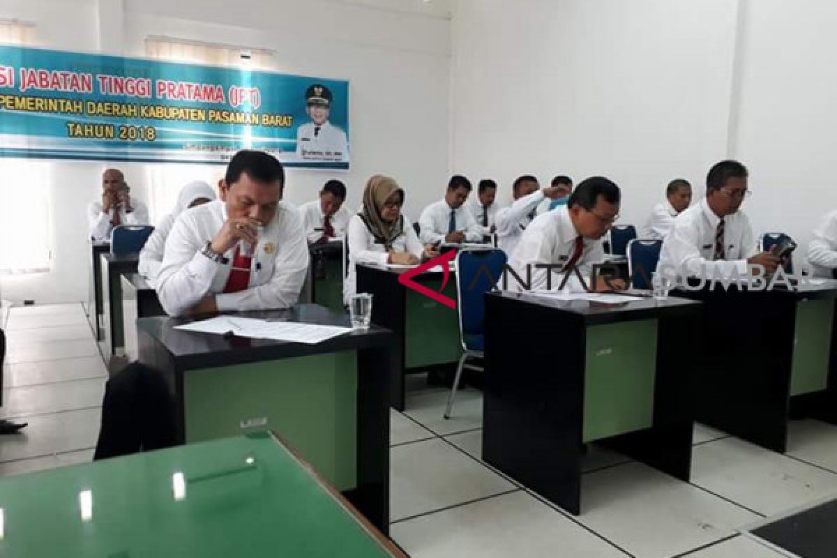 Pasaman Barat evaluasi kinerja pejabat pimpinan tinggi pratama