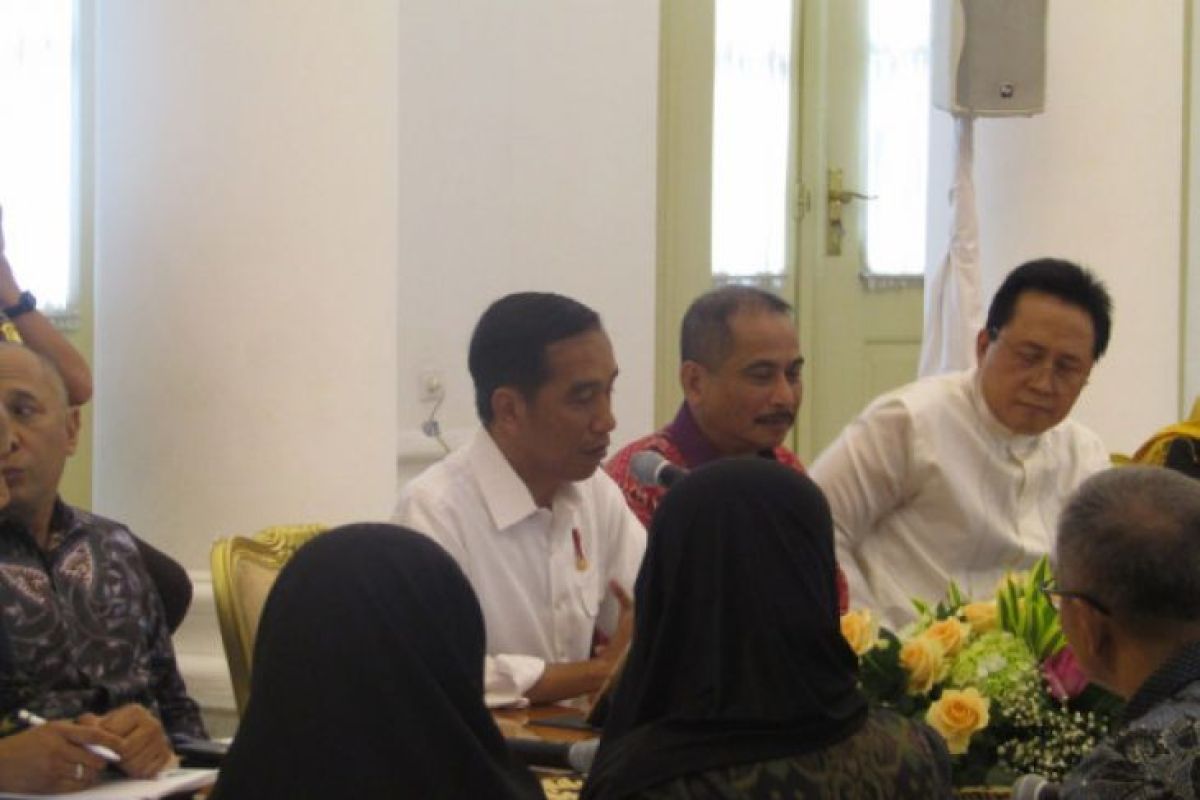 Presiden terima Komunitas Muslim Fashion di Istana Kepresidenan Bogor