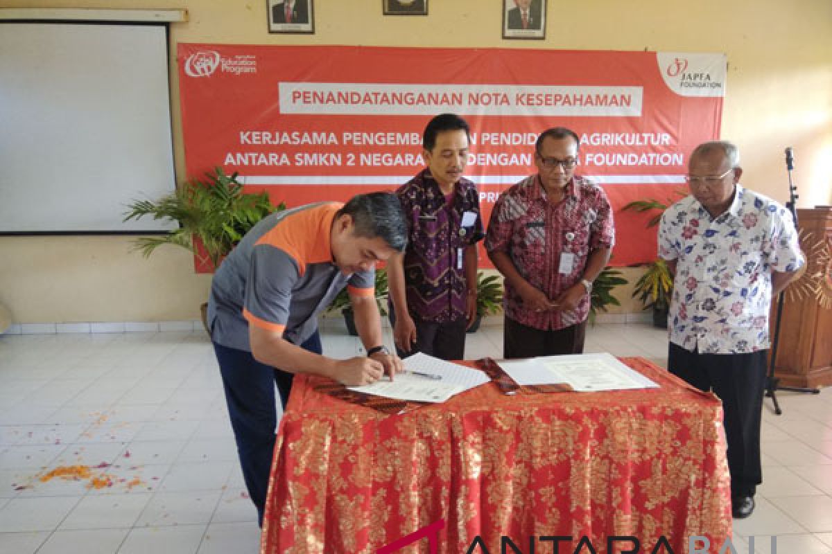 SMKN 2 Negara-JAPFA Foundation gelar pendidikan peternakan