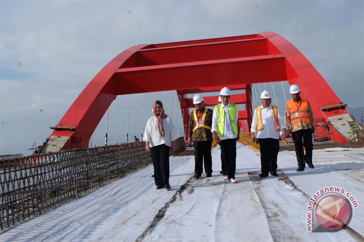 Holtekamp bridge vital for Papua economy