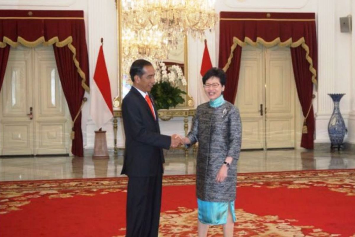 Jokowi Minta Kepala Eksekutif Perhatikan TKI di Hong Kong