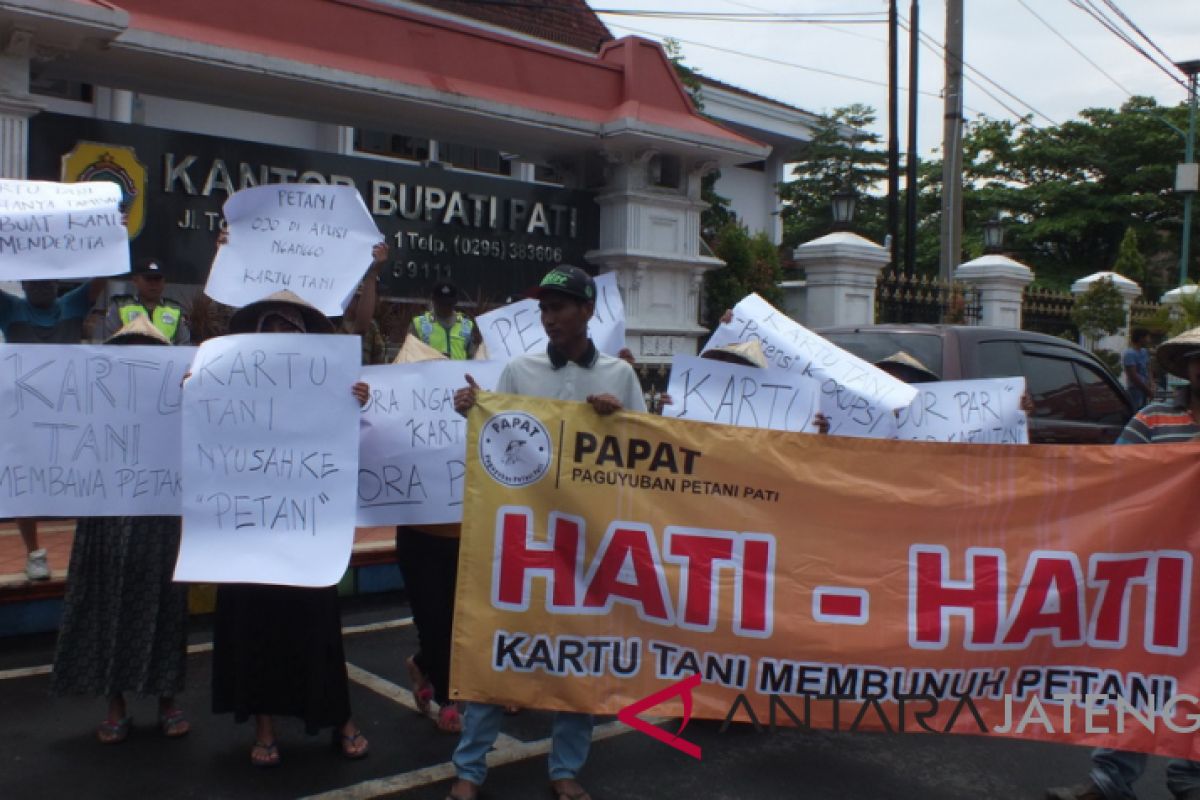 Petani Pati diminta segera urus kartu tani