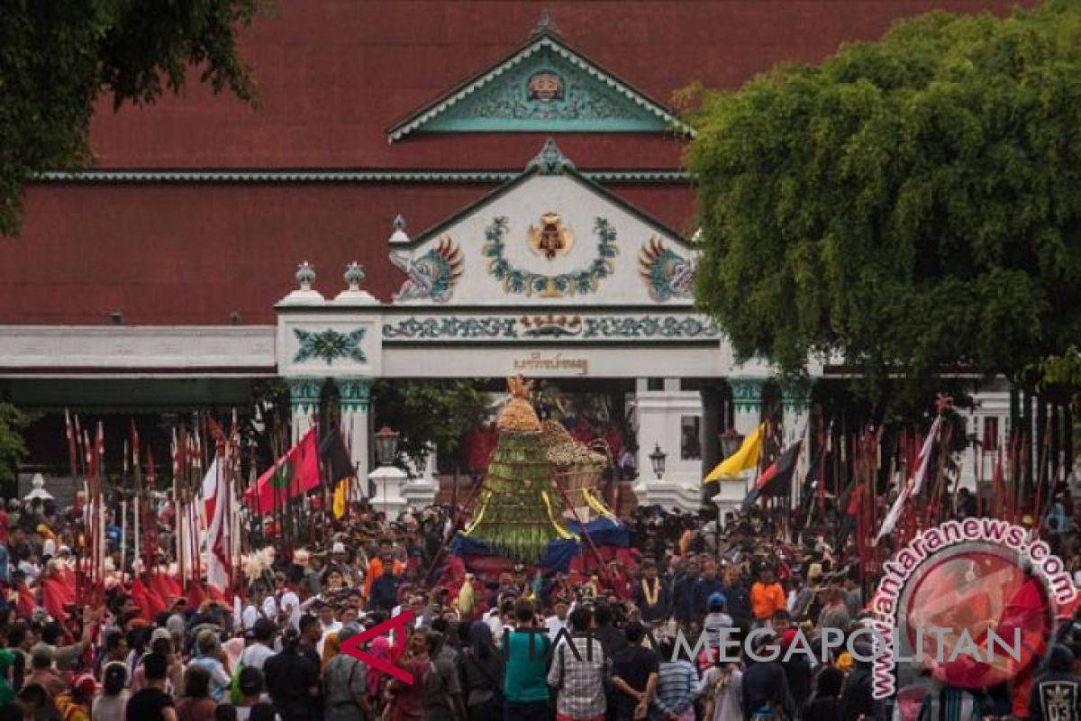 Yogyakarta Gelar Labuhan Ageng Merapi