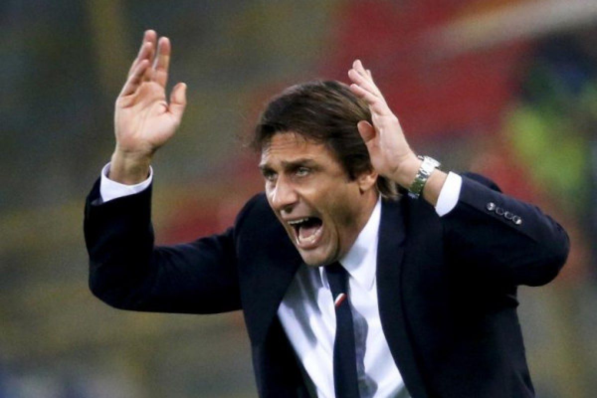 Conte siap disalahkan atas kegagalan Chelsea tembus empat besar