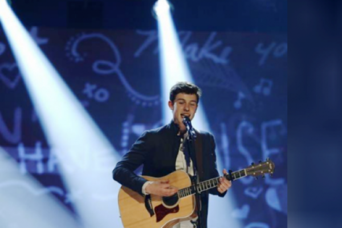 Shawn Mendes umumkan desain bunga sebagai sampul album baru