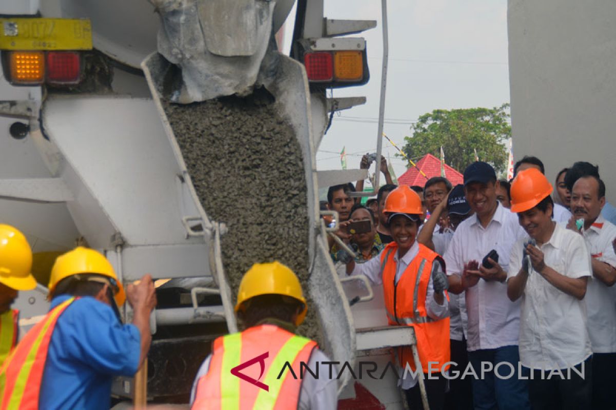 Menteri BUMN resmikan BUMNDes yang menyerap gabah