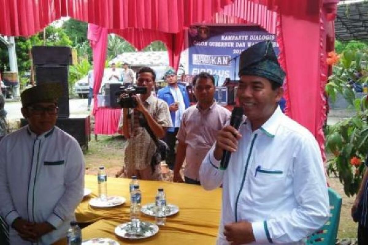 Meski Berkompetisi, Firdaus Anggap Semua Cagub Riau Adalah Kawan 