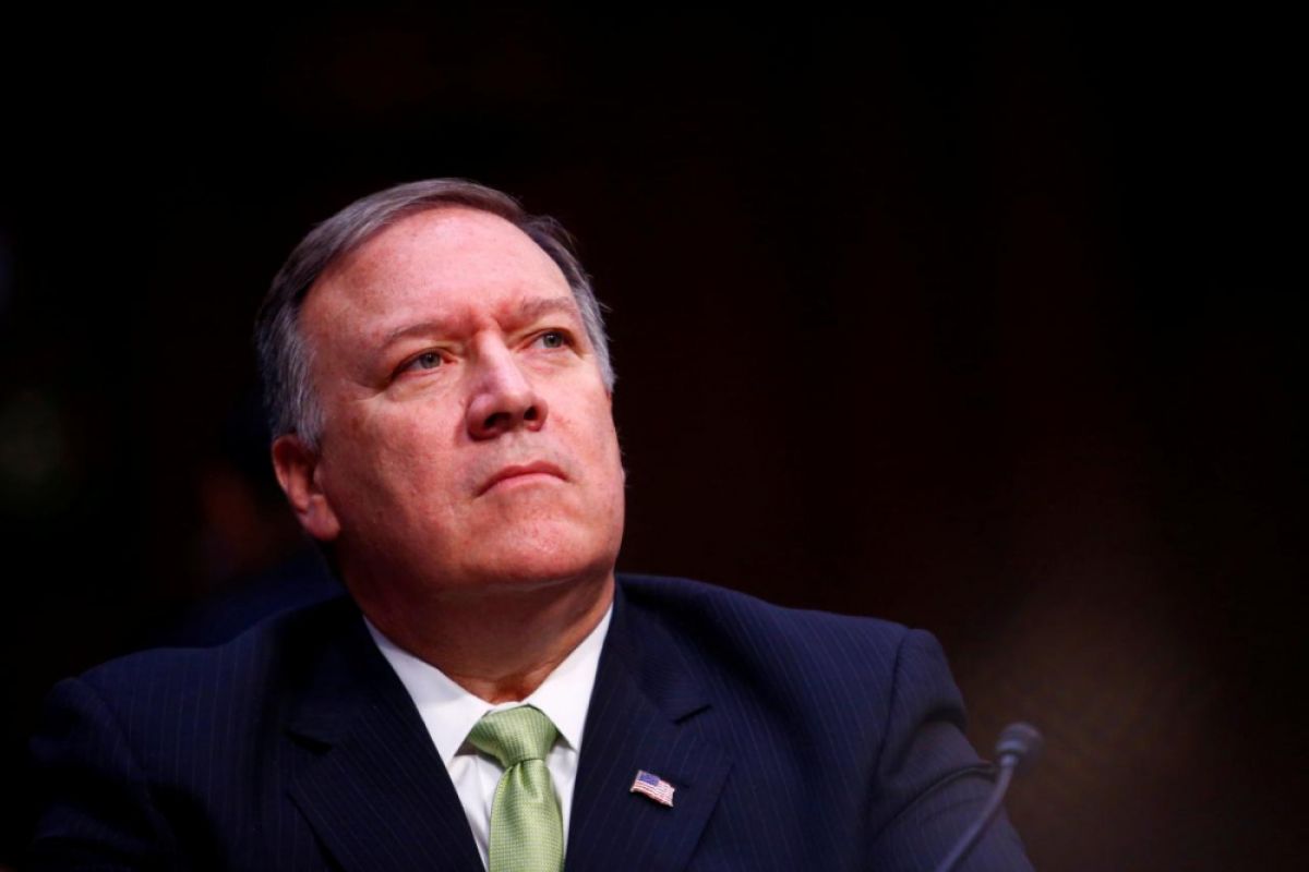 Mike Pompeo dikukuhkan sebagai Menlu AS