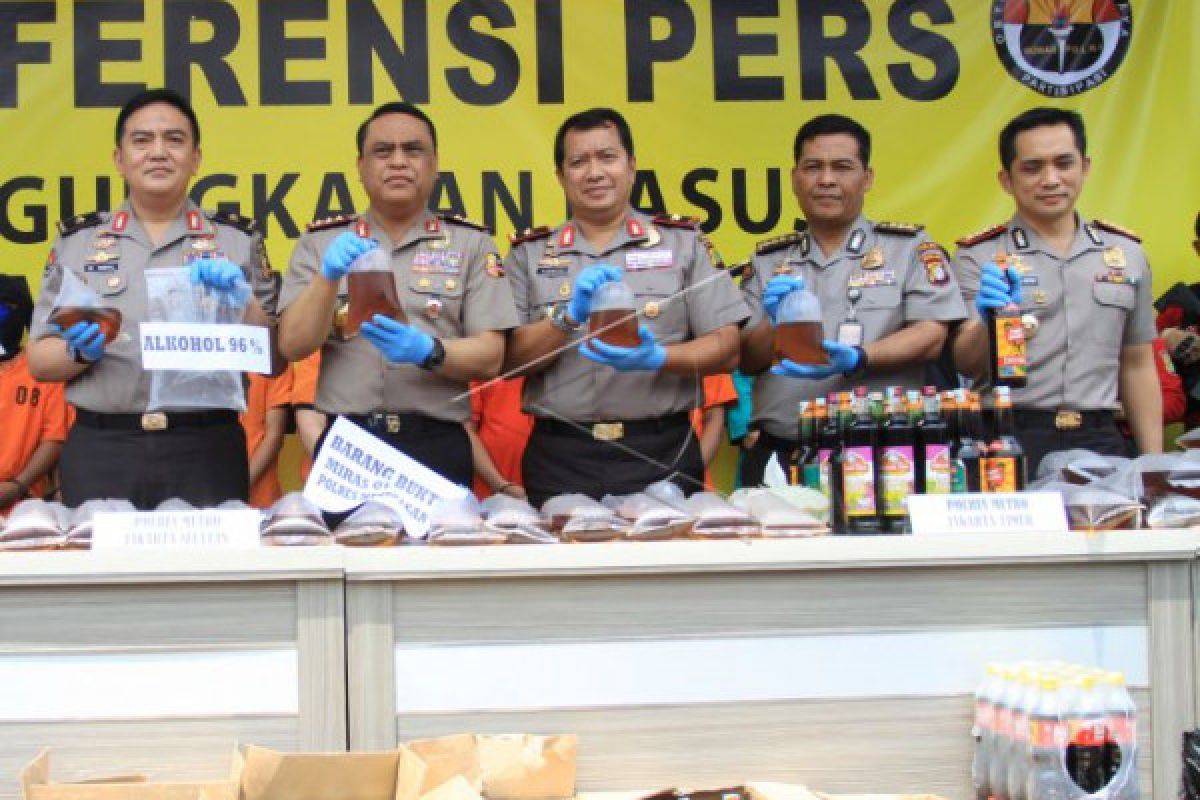 Minuman keras oplosan tewaskan 89 orang di Jabar dan DKI