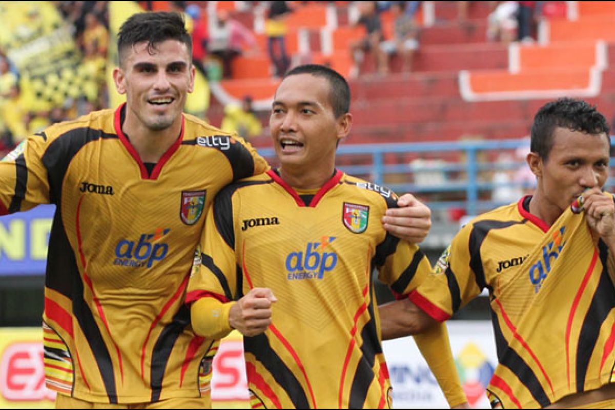 Mitra Kukar tumbangkan Sriwijaya 3-0