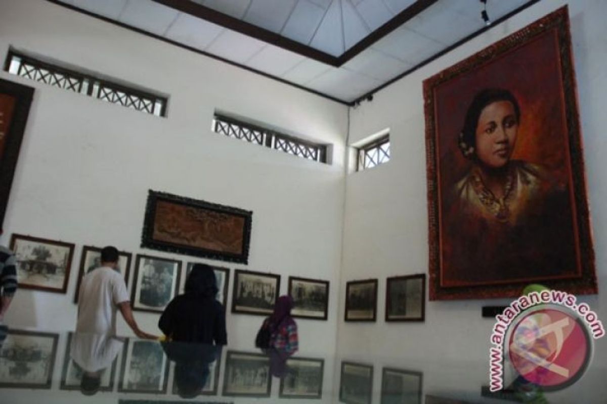 Hari Kartini, pengunjung Museum Kartini meningkat