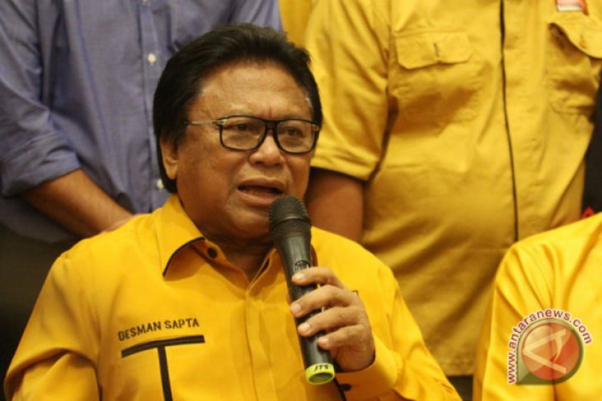 Oesman Sapta tak percaya lembaga survei dalam negeri