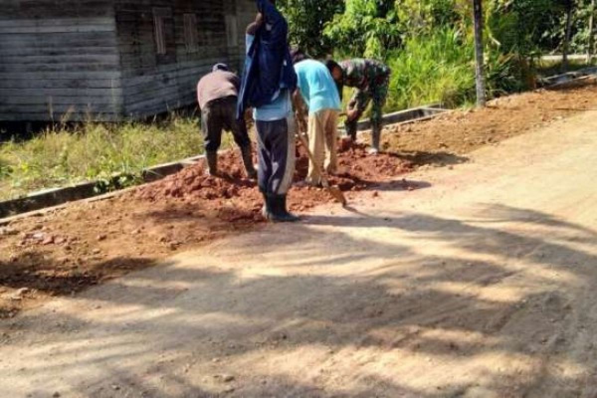 Pekan Kedua, Satgas TMMD di Inhil Gesa Perbaikan Jalan