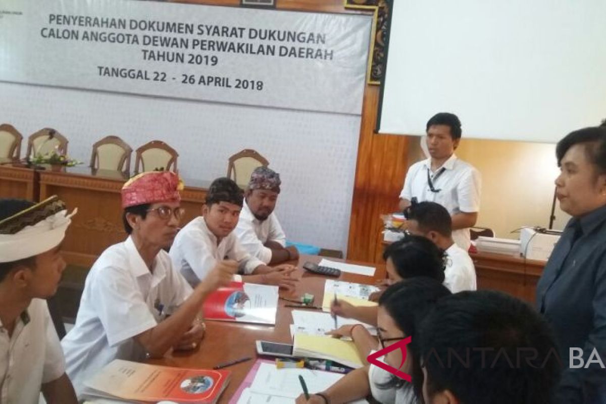 Pastika tak  serahkan  sendiri  pencalonan DPD  ke KPU