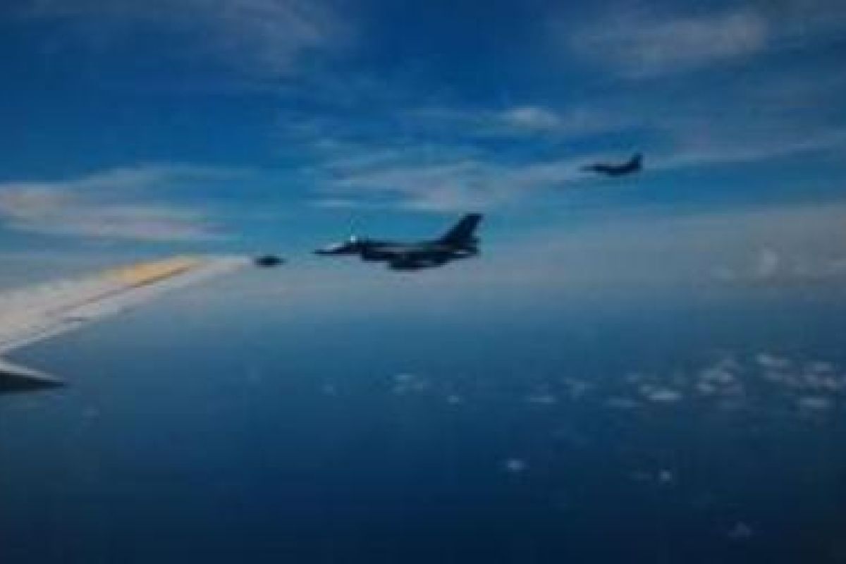 Empat F-16 kawal rombongan Panglima TNI ke Natuna