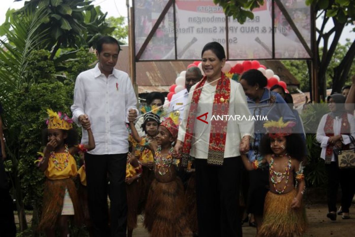 Video - Begini, Bila Jokowi Keliling Asmat