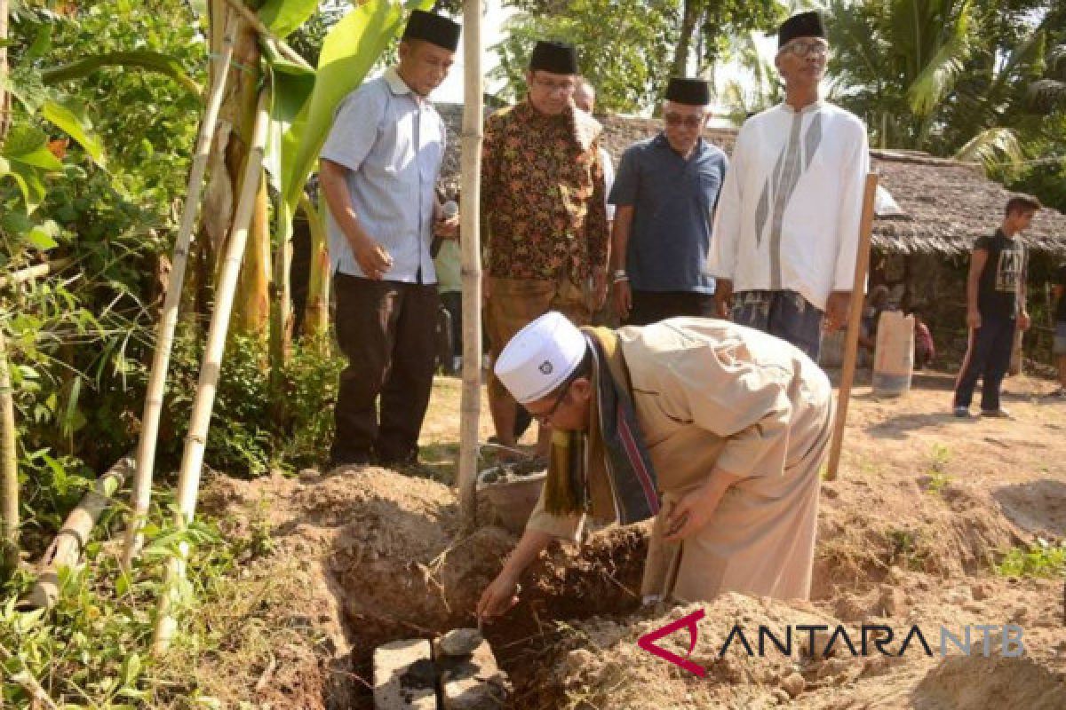 Lombok Utara bangun tiga rumah warga miskin