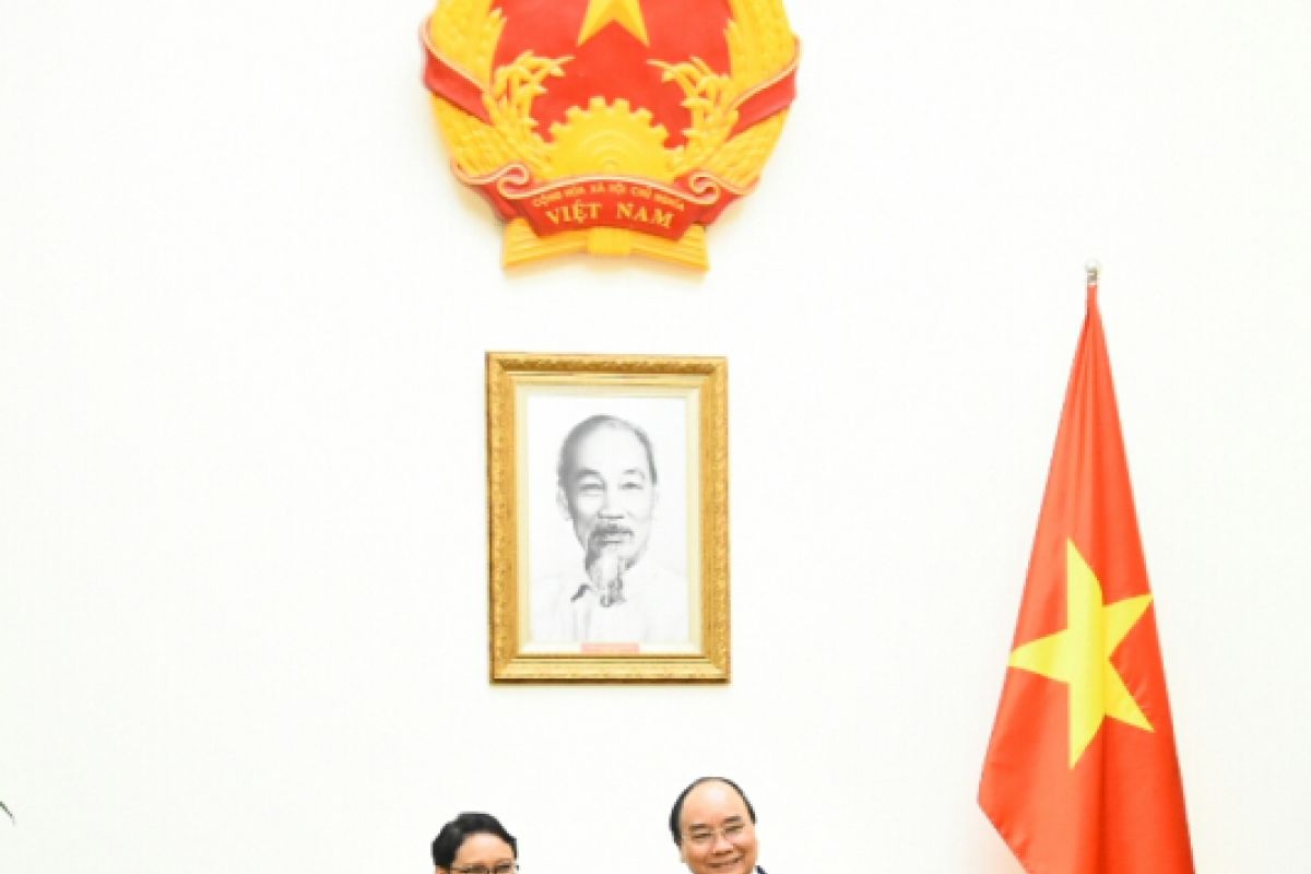 Menlu Retno bertemu PM Vietnam