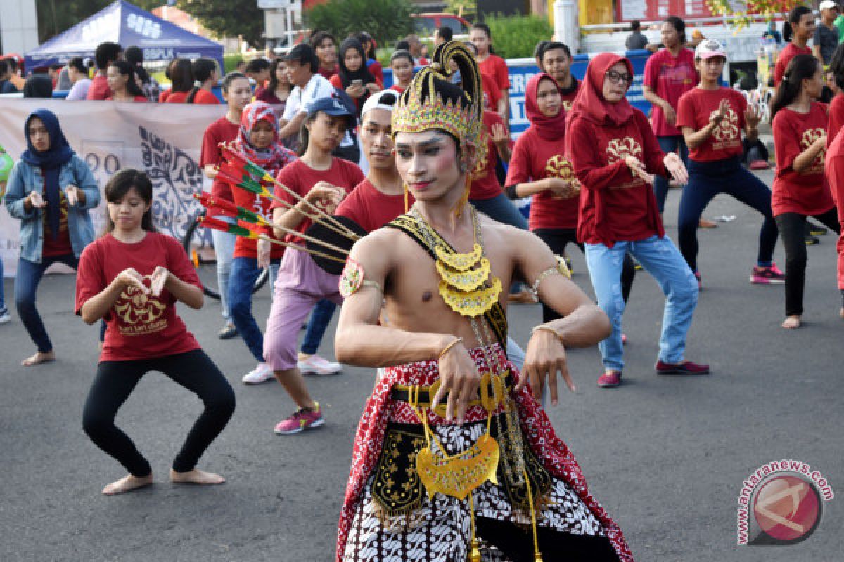 Universitas Negeri Semarang lestarikan kesenian Jawa melalui UKM