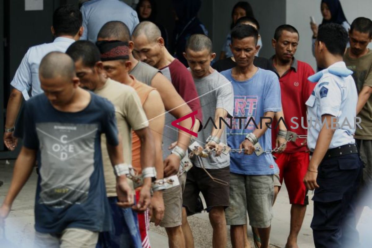 Jumlah tahanan di Indonesia terlalu banyak