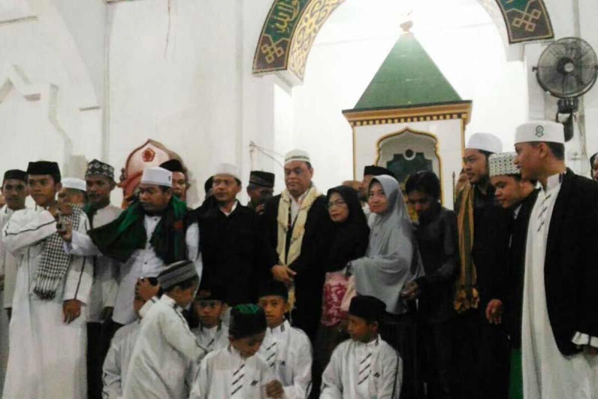 Wakapolri ziarah ke Makam Imam Lapeo