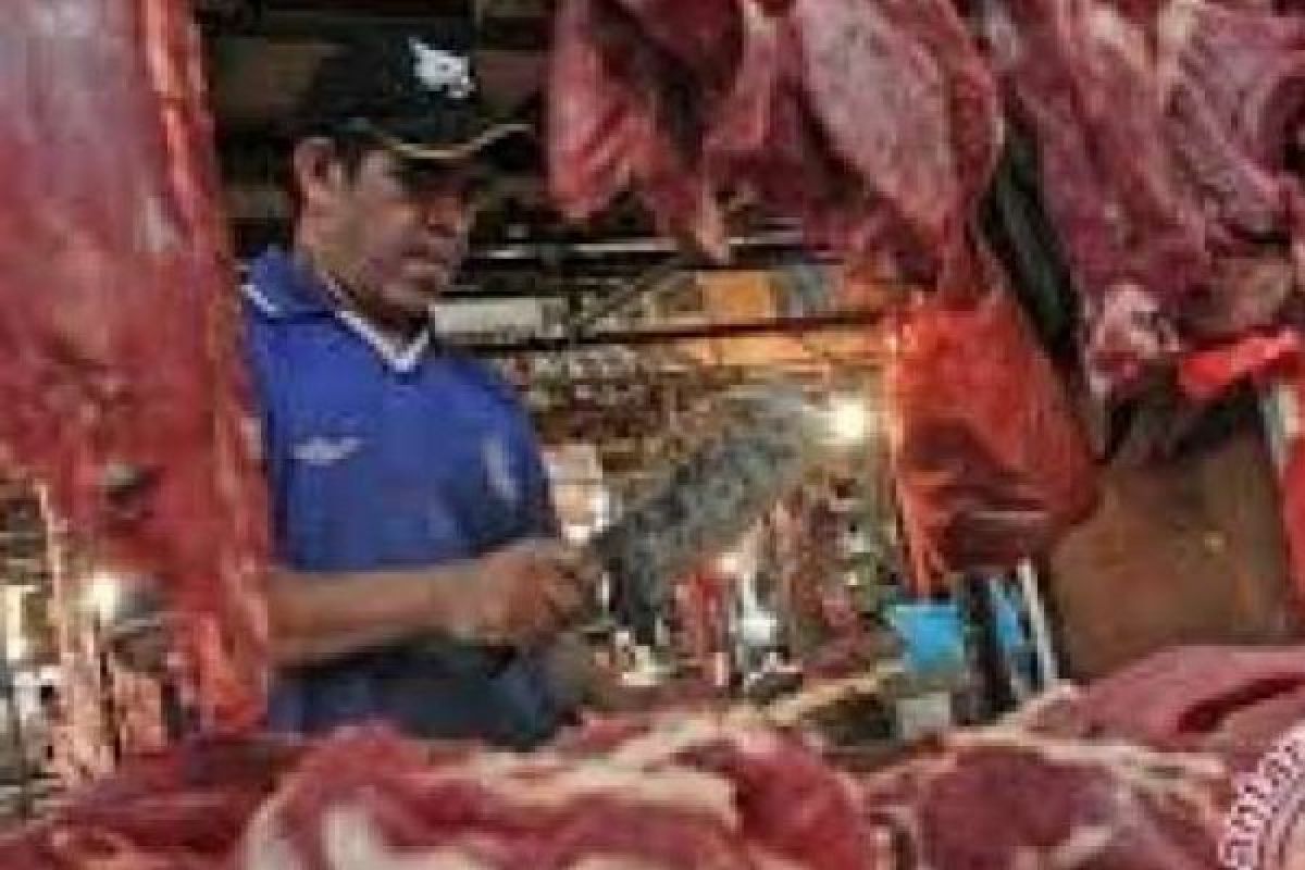     15 Ton Ludes Terjual, Bulog Riau-Kepri Tambah lagi Daging Beku Kerbau