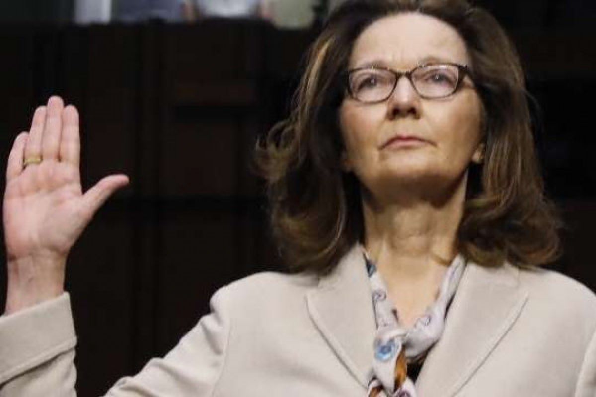 Gina Haspel jadi direktur CIA wanita pertama