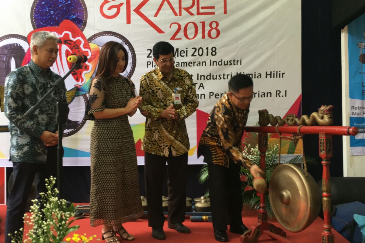 Pameran Plastik dan Karet Hilir resmi dibuka