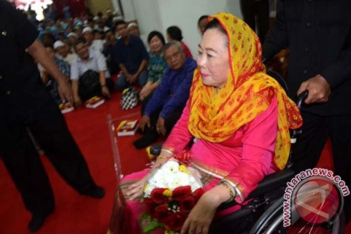 Shinta Nuriyah gelar sahur lintas agama di Yogyakarta