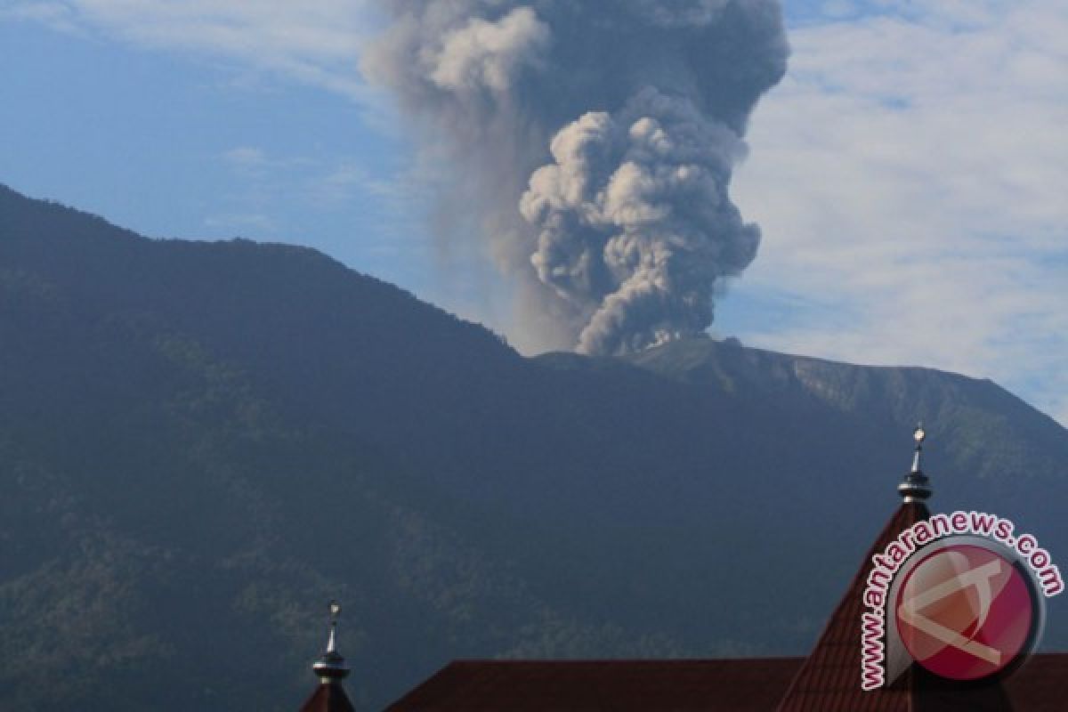 Flight schedule unaffected following Mount Marapi`s eruption: Agency