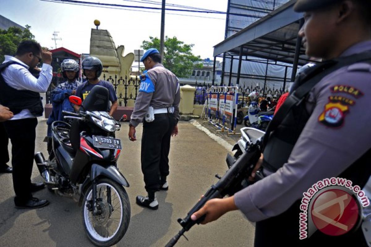 PT KAI tingkatkan kewaspadaan pascaledakan bom Surabaya