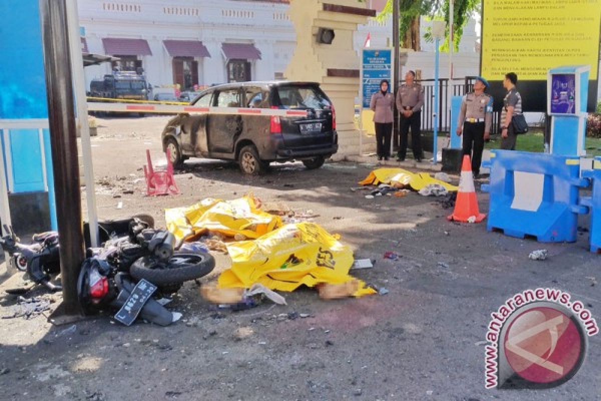 Polisi temukan peledak di rumah pelaku peledakan bom di Polrestabes Surabaya