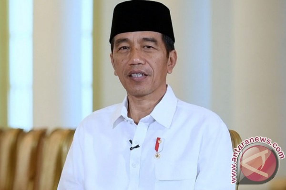 "I am not a PKI member," President Jokowi says
