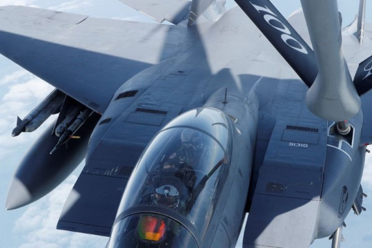 Jet tempur F-15 AS jatuh di Perairan Okinawa Jepang