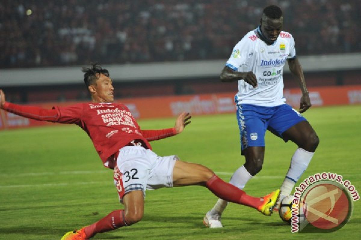 Bali United lawan Persib imbang 0-0