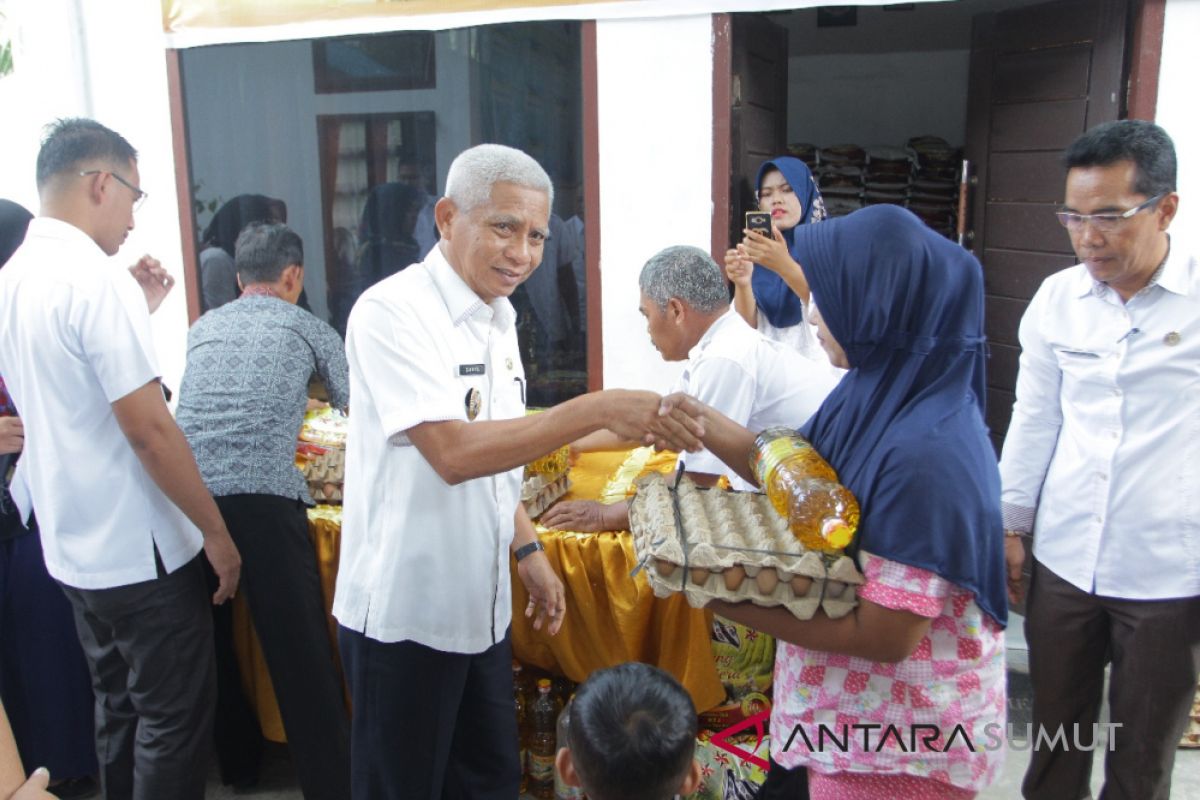 Bupati Asahan minta pasar murah diawasi bersama