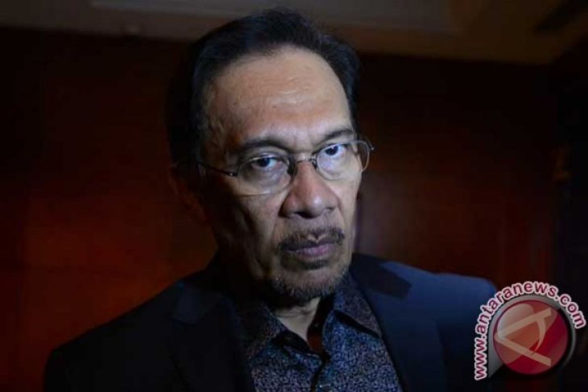 Anwar Ibrahim resmi dibebaskan