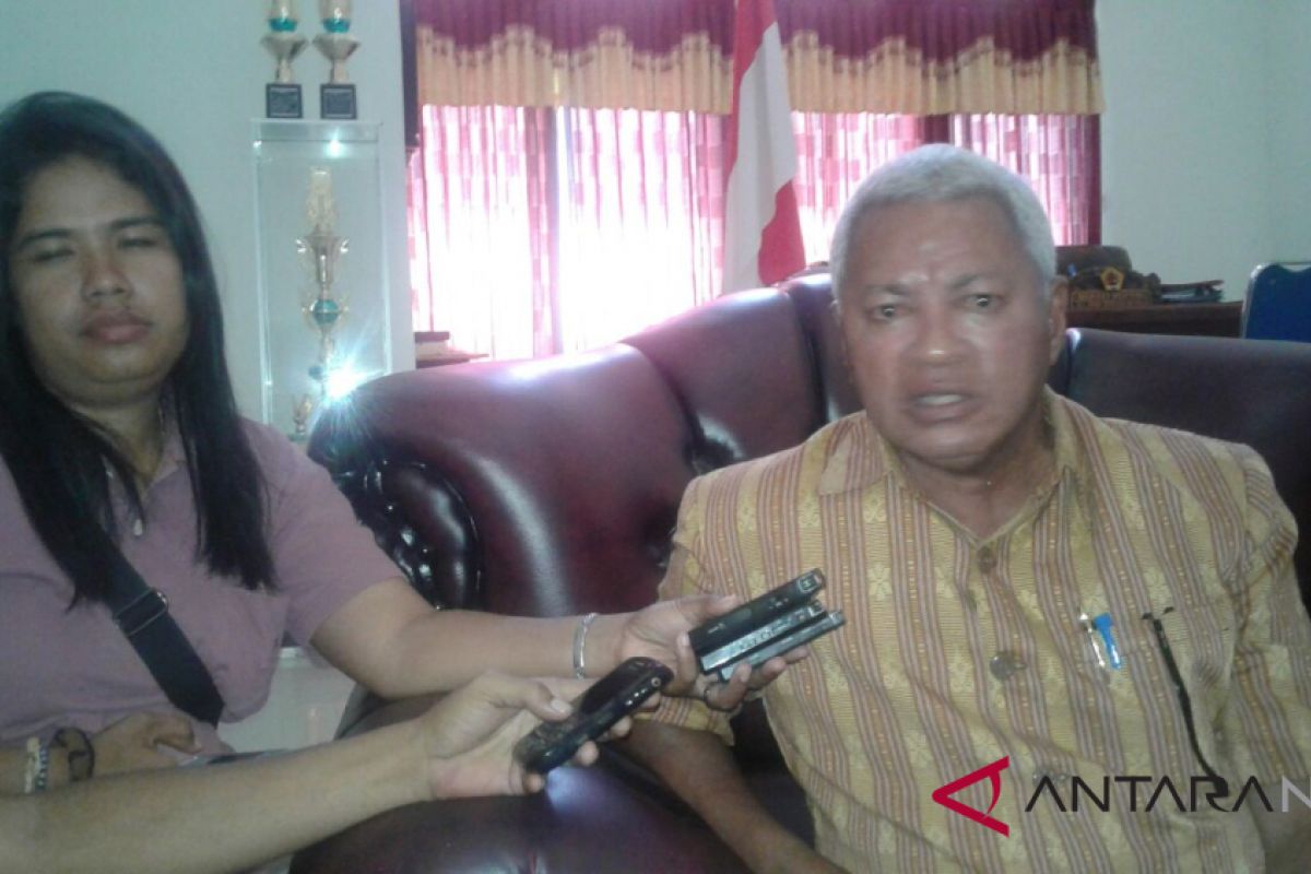 Bupati Kupang minta polisi tangkap 13 kepdes