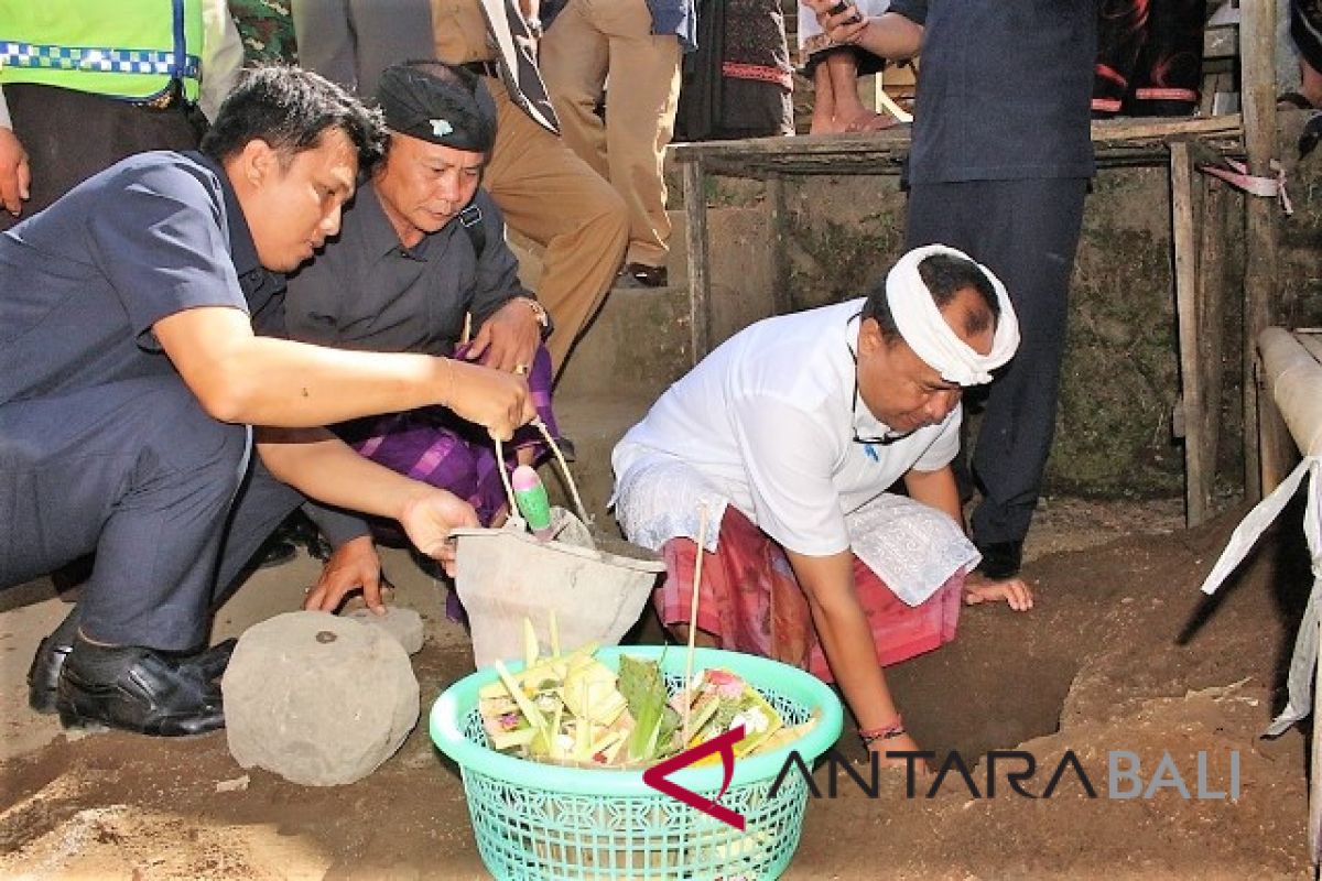 Bangli mulai bangun pasar modern Kintamani