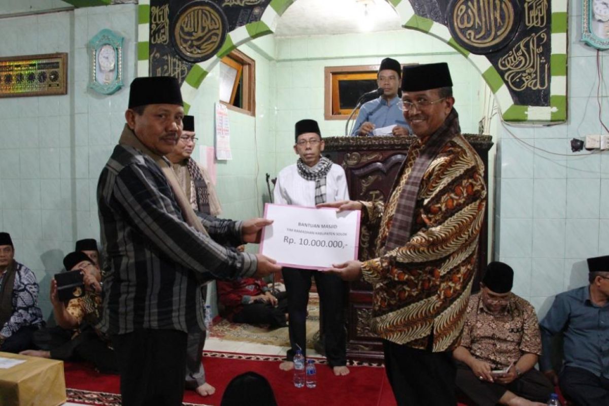 Bupati Solok ajak masyarakat jadikan Ramadhan benteng penyakit masyarakat