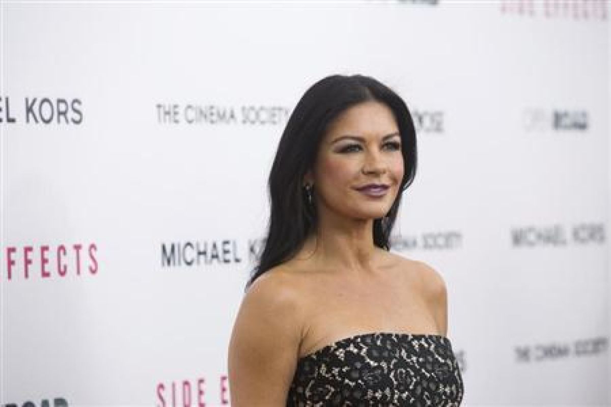 Catherine Zeta-Jones bintangi serial produksi Facebook