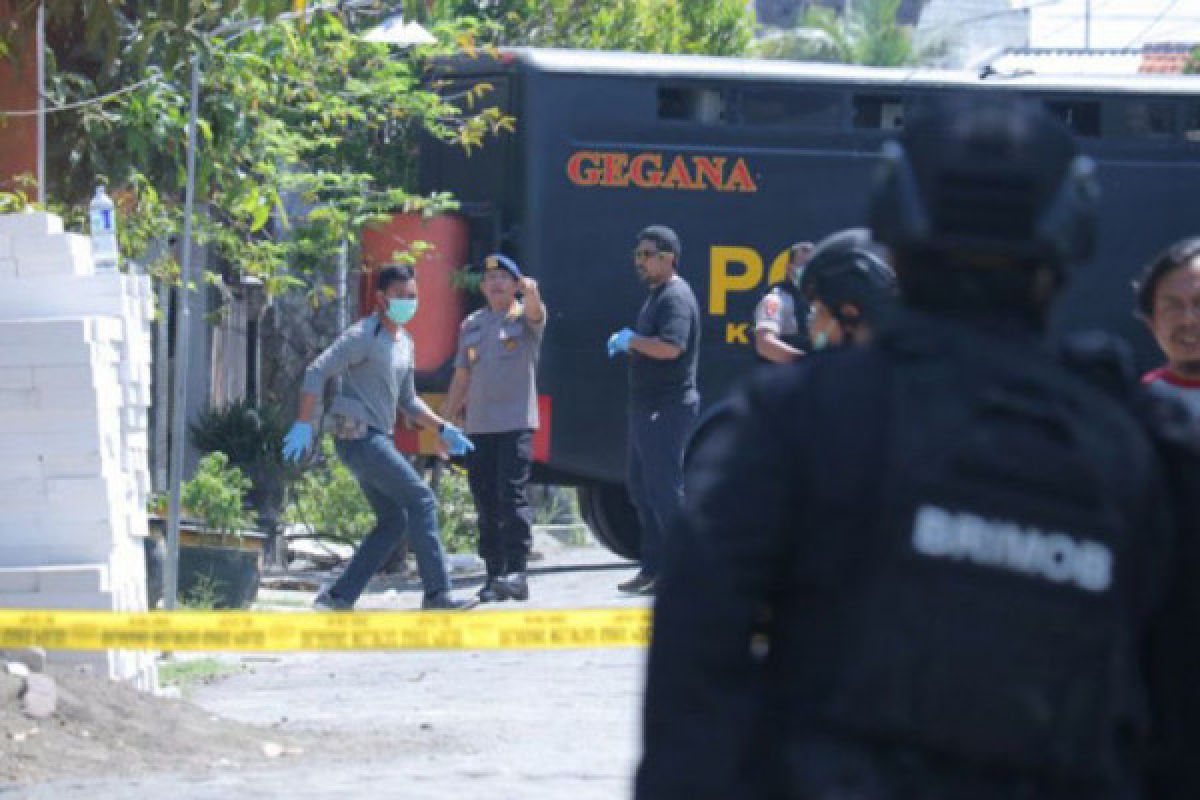 Densus amankan tiga terduga teroris di Tangerang