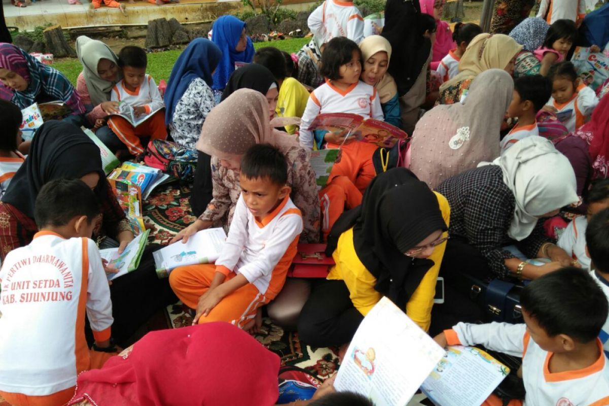 Tumbuhkan kecintaan anak terhadap buku, gelar Gernas